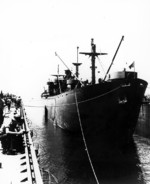 USS Antelope entering USS ABSD-1, Espiritu Santo, New Hebrides, 5 Jan 1945