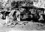 German troops repairing tracks of a Tiger I heavy tank, Nettuno, Italy, Mar 1944, photo 2 of 5
