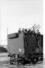 Railcar-mounted 2 cm Flakvierling 38 anti-aircraft gun in France, circa 1942-1943, photo 1 of 2