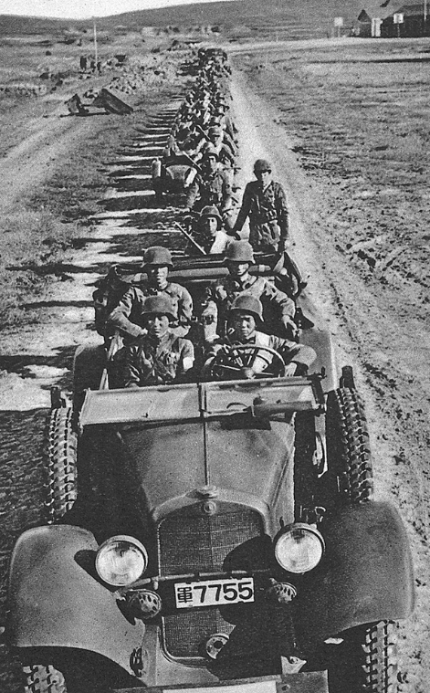 Chinese troops on the march, circa 1935-1937