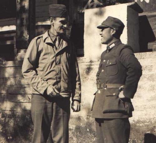 Chinese and American officers in conversation, China, circa 1940s