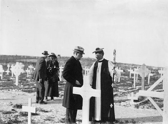 Anglican Bishop Rennie MacInnes and Winston Churchill at Mount Scopus, Jerusalem, Palestine, 26 Mar 1921