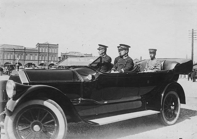 Crown Prince Hirohito visiting Tainan, Taiwan, 20 Apr 1923