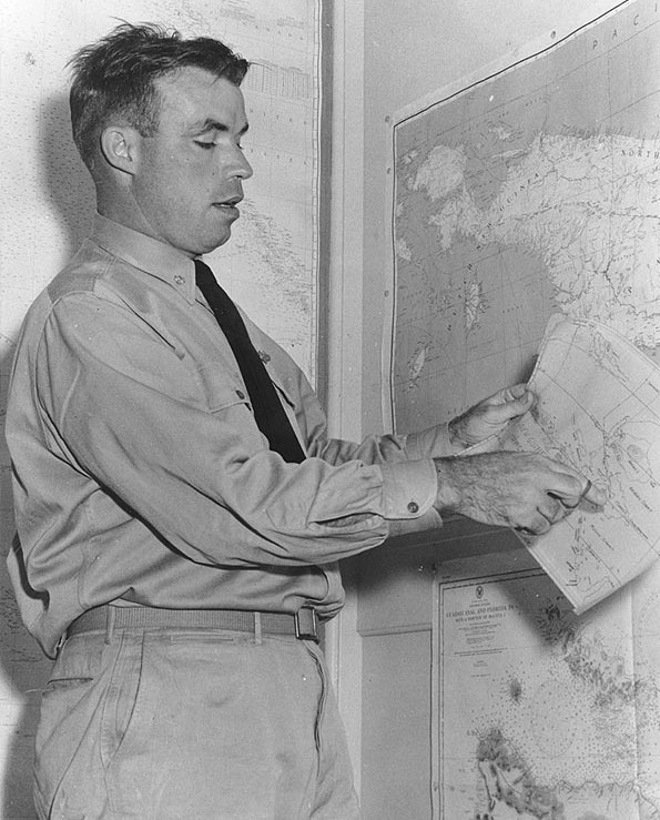 Lieutenant Commander Dudley Morton describing USS Wahoo's third war patrol at a press conference, Pearl Harbor, US Territory of Hawaii, mid-Feb 1943
