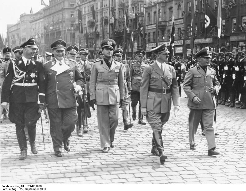 Adolf Hitler and Benito Mussolini at München, Germany for the Munich Conference, 29 Sep 1938, photo 9 of 9