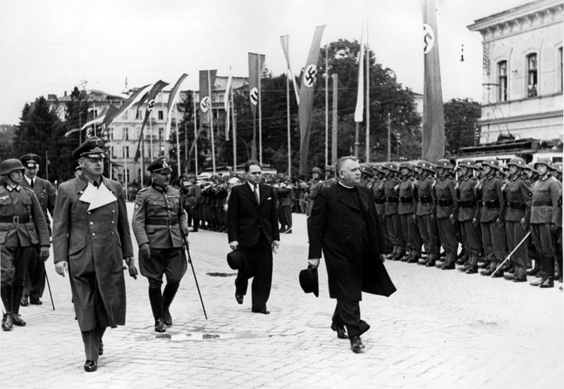 Slovakian President Jozef Tiso and German Foreign Minister Joachim von Ribbentrop in Salzburg, German-occupied Austria, 29 Jul 1940, photo 1 of 2