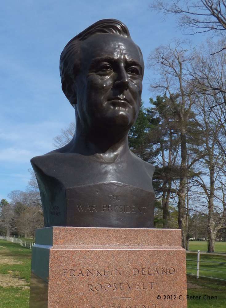 Bust of Franklin Roosevelt at the Franklin D. Roosevelt Presidential Library and Museum, Hyde Park, New York, United States, 14 Apr 2012