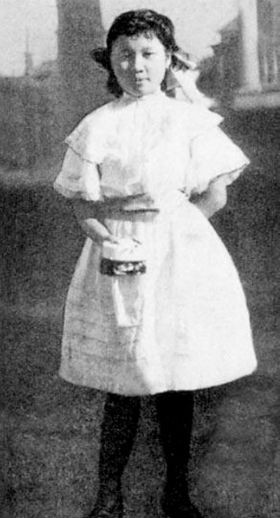 Young Song Meiling, 1910s