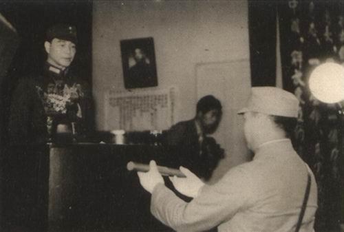 Wang Jingwei in uniform, 1940s, photo 7 of 7