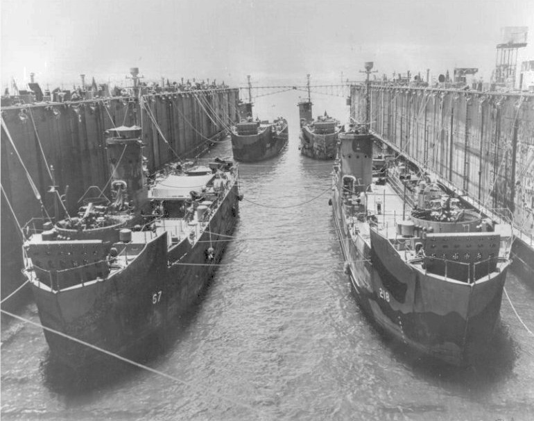 USS ABSD-1 with USS LSM-67, USS LSM-218, USS LSM-269, and USS LSM-219 in the dock, Espiritu Santo, New Hebrides, 17 Nov 1944, photo 2 of 2