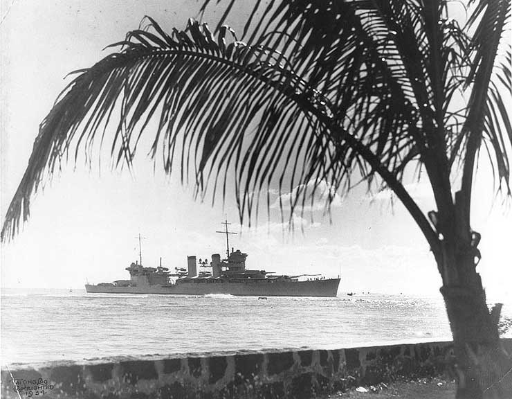 USS Astoria entering Honolulu harbor during her shakedown cruise, US Territory of Hawaii, 9 Jul 1934