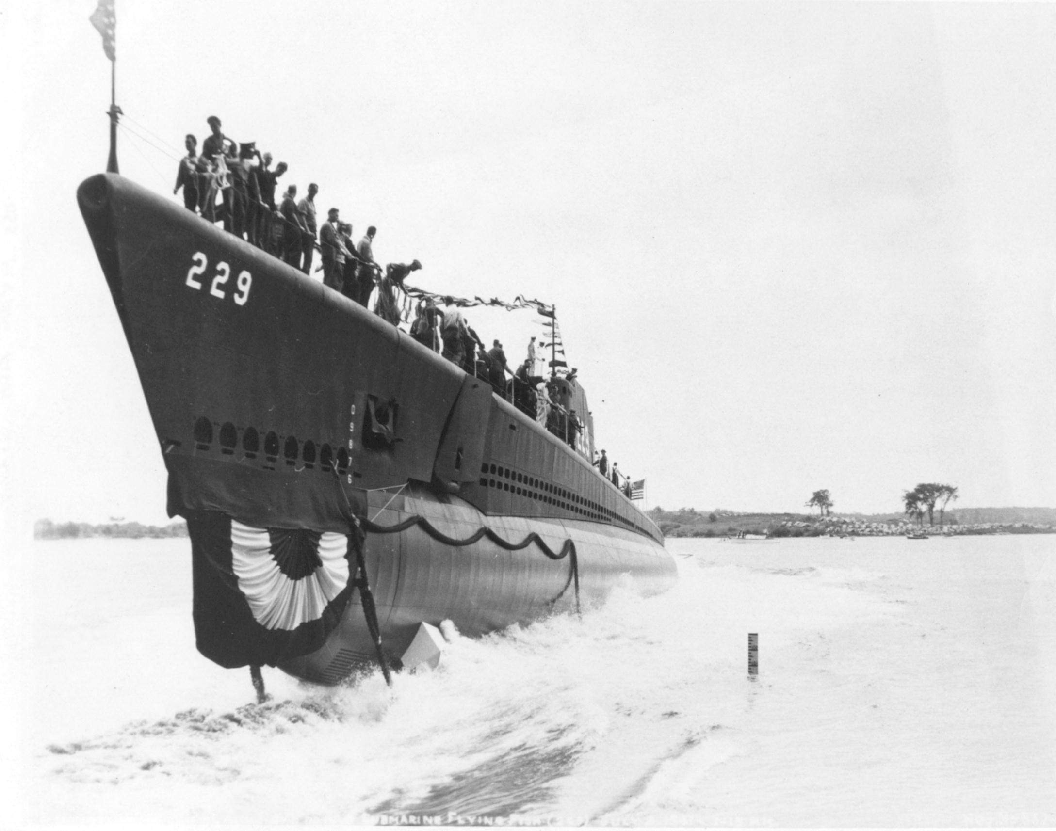 Launching of submarine Flying Fish, Portsmouth Naval Shipyard, Kittery, Maine, United States, 9 Jul 1941, photo 1 of 2