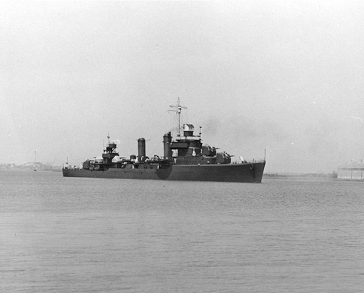Grayson off the Charleston Navy Yard, South Carolina, 17 Apr 1941, photo 1 of 2