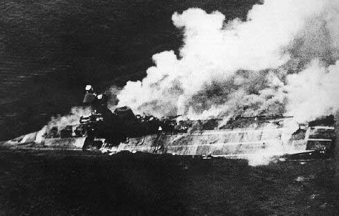 HMS Hermes sinking off Batticaloa, Ceylon, 9 Apr 1942