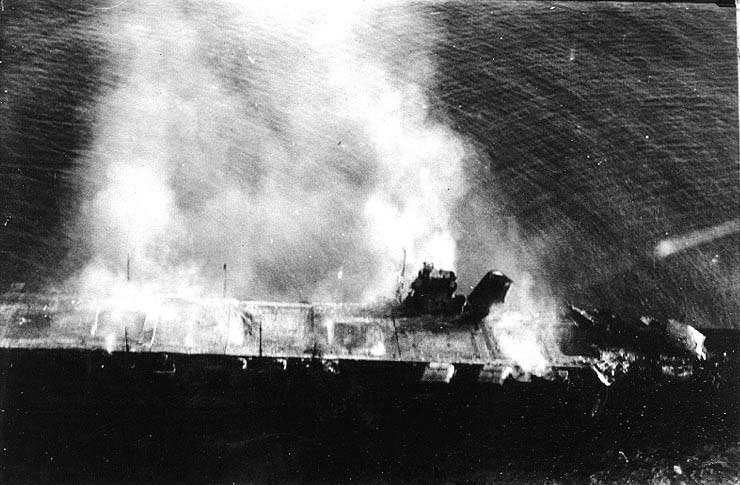 Hiryu burning, photographed by a plane of carrier Hosho, 5 Jun 1942, photo 2 of 2