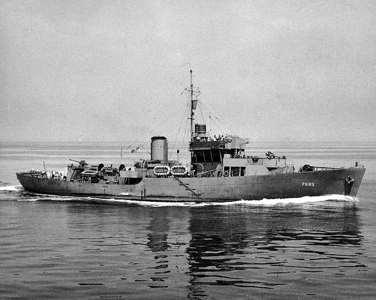 Corvette USS Intensity, formerly the Canadian-built HMS Milfoil, underway, circa mid-1943