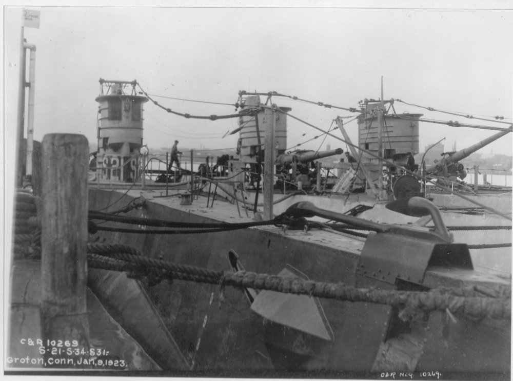 USS S-21, USS S-34, and USS S-31 at Groton, Connecticut, United States, 9 Jun 1923