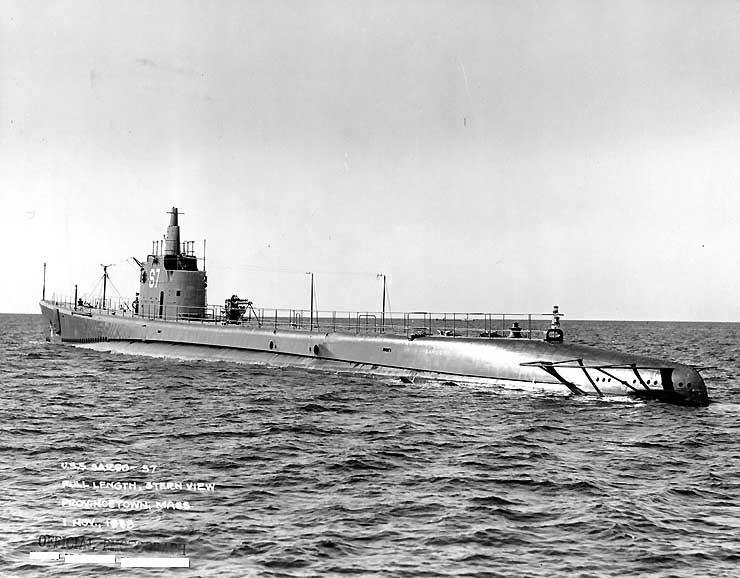 Sargo underway during her trials off Provincetown, Massachusetts, United States, 1 Nov 1938, photo 2 of 3