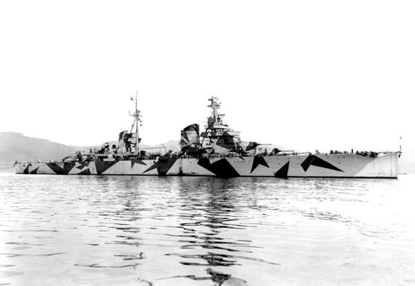 Cruiser Trieste in camouflage, circa 1930s