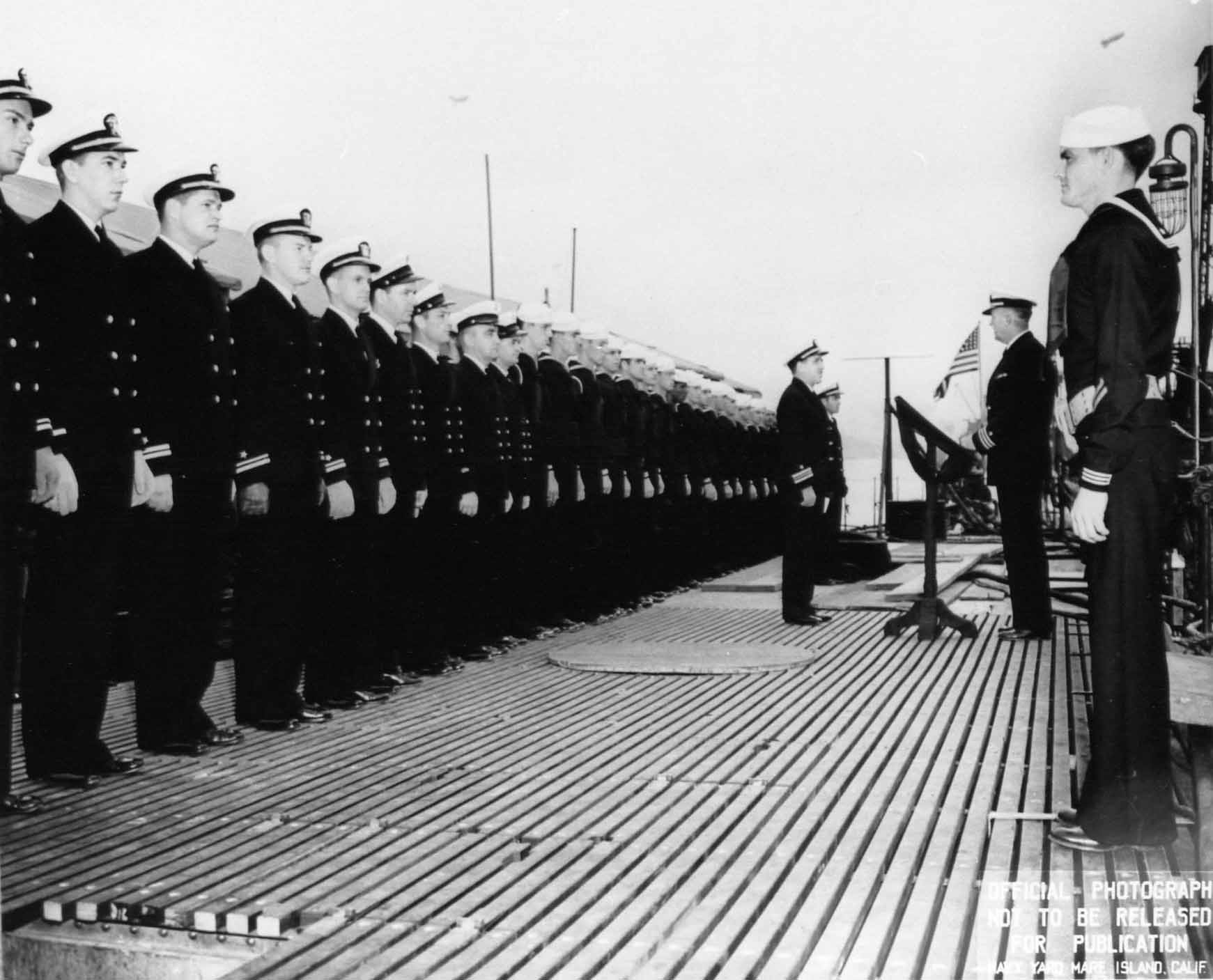 Commissioning ceremony of USS Tunny, Mare Island Naval Shipyard, Vallejo, California, United States, 1 Sep 1942, photo 2 of 2