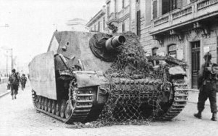 German Sturmpanzer assault gun, date unknown