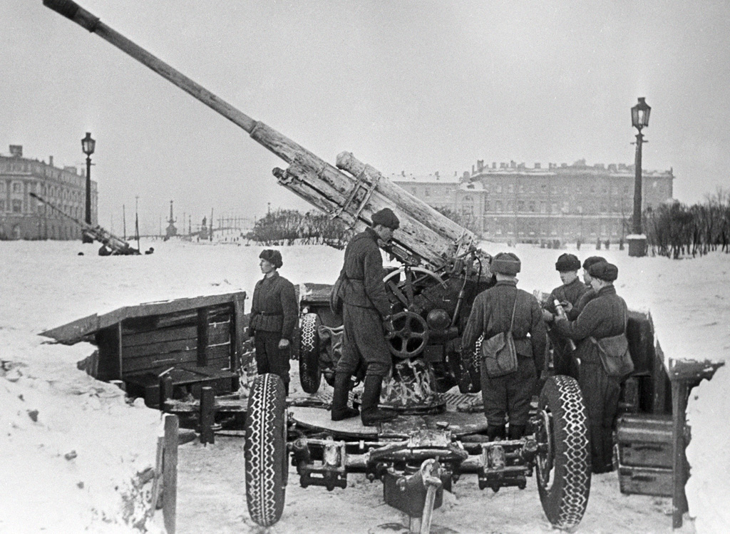 Soviet 85 mm M1939 (52-K) anti-aircraft guns in Leningrad, Russia, 1 Mar 1942